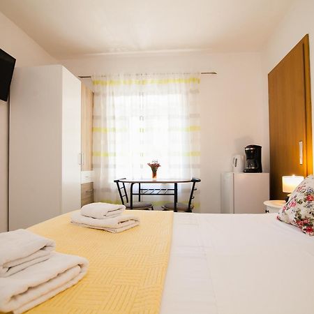 Old Town Accommodation 波尔 外观 照片