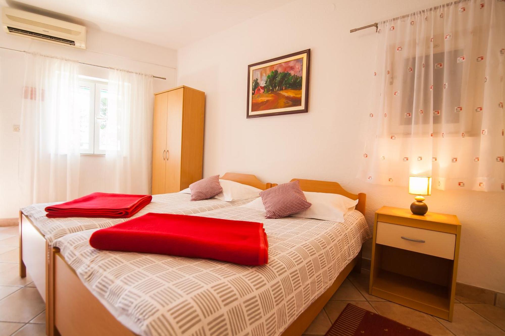 Old Town Accommodation 波尔 外观 照片