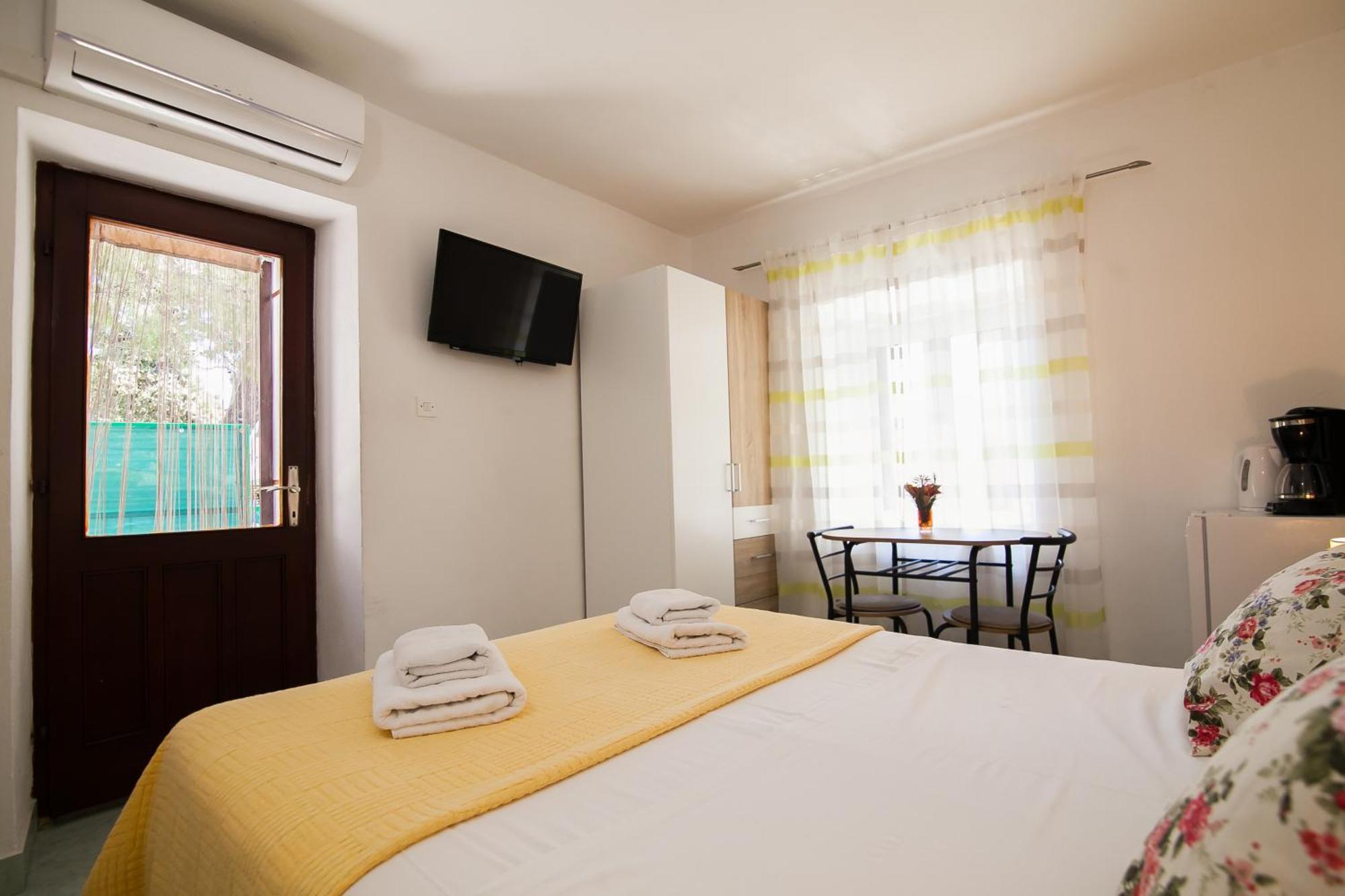 Old Town Accommodation 波尔 外观 照片